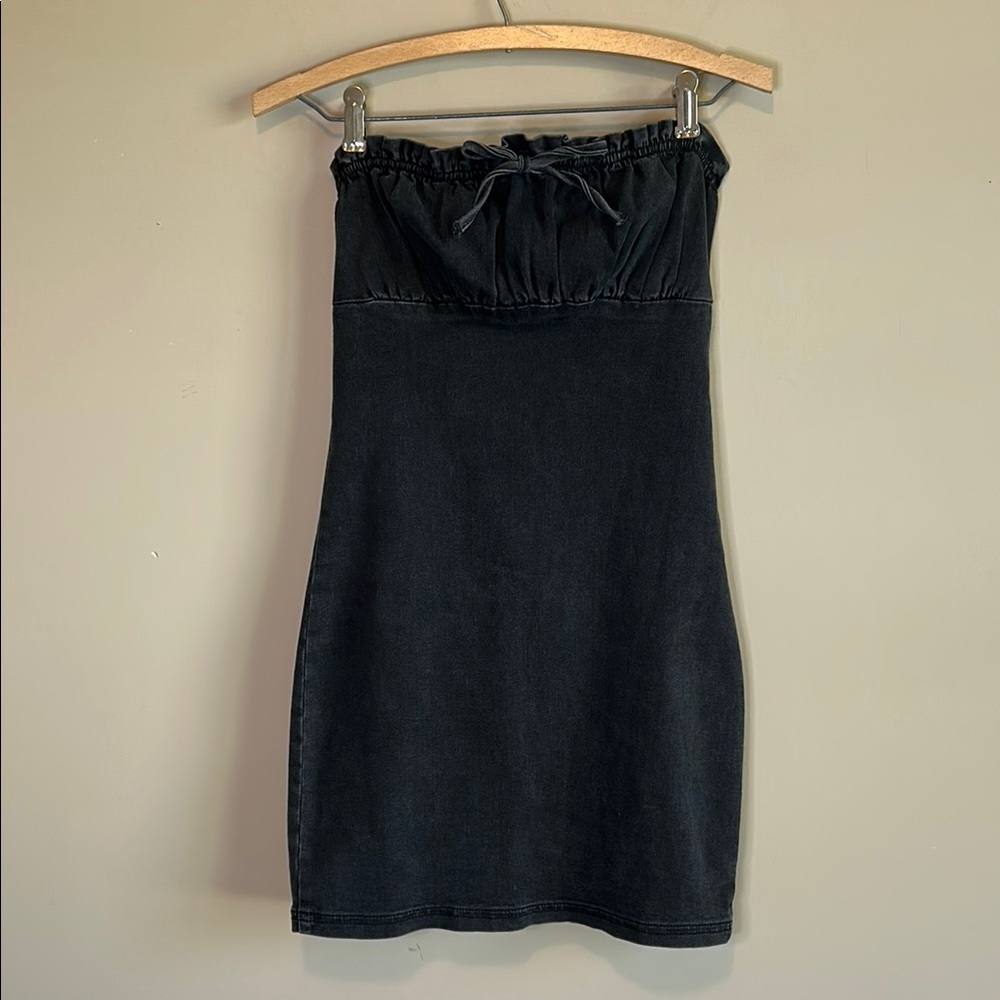 BDG Black Strapless Curvy Dark Grey Jean Dress